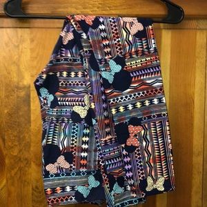 Minnie Mouse Leggings in Aztec Pattern